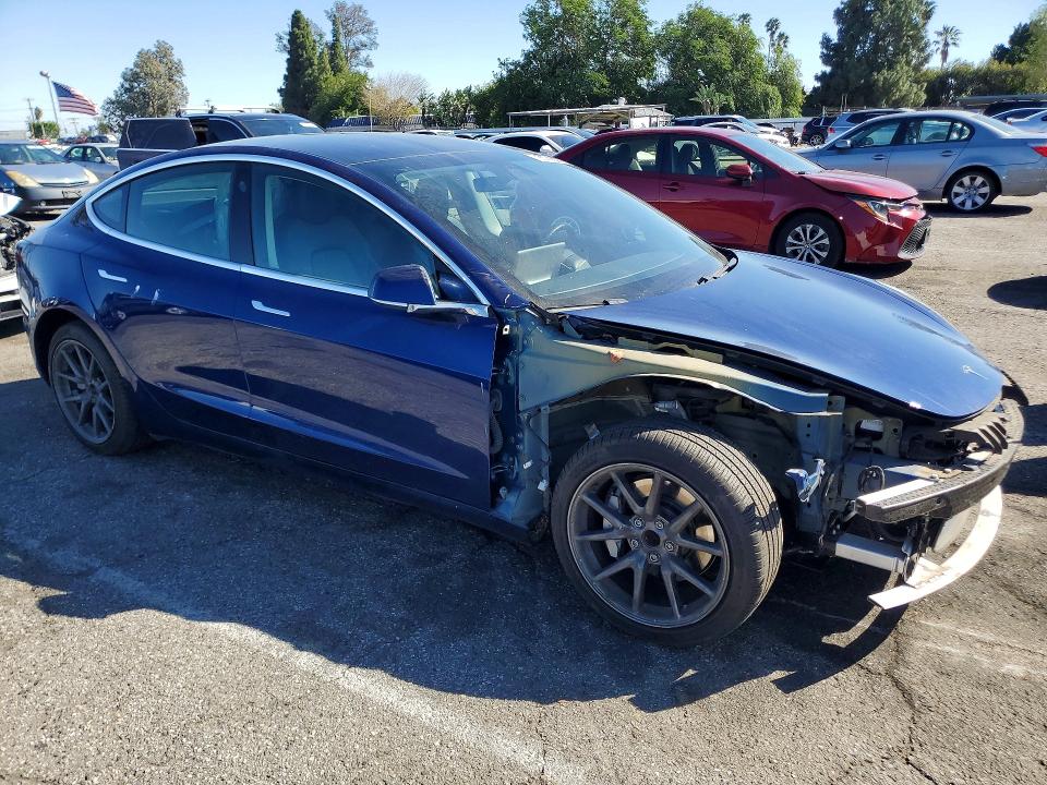 78379605 :رقم المزاد ، 5YJ3E1EA8KF340216 vin ، 2019 Tesla Model 3 مزاد بيع