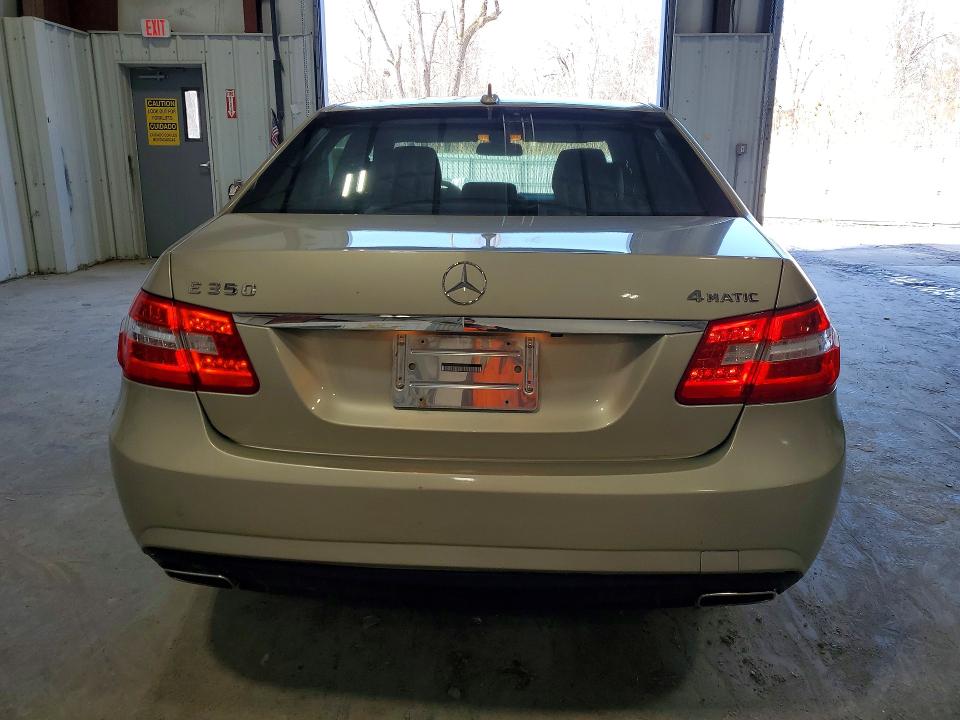 Auction sale of the 2010 Mercedes-benz E, vin: WDDHF8HBXAA210984, lot number: 55400096