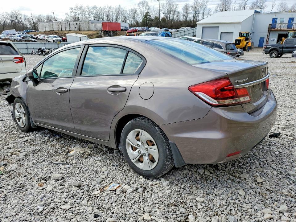 41794846 :رقم المزاد ، 19XFB2F56FE024080 vin ، 2015 Honda Civic مزاد بيع
