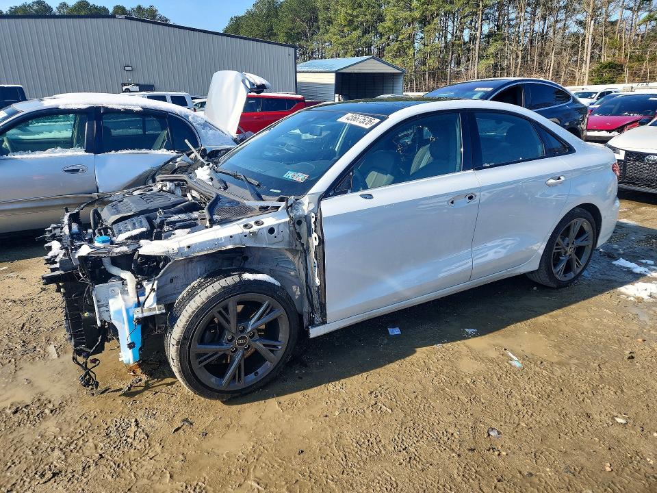 Продаж на аукціоні авто 2024 Audi A3, vin: WAUGUDGY1RA067233, номер лоту: 45667526
