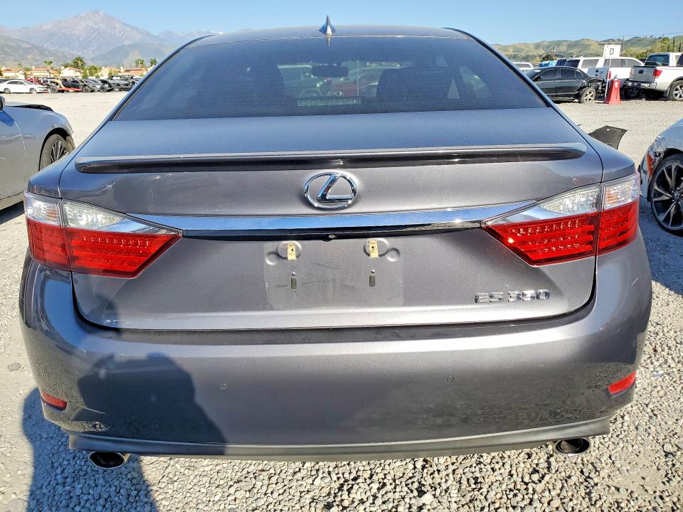 46666976 :رقم المزاد ، JTHBK1GG1F2186185 vin ، 2015 Lexus Es 350 مزاد بيع
