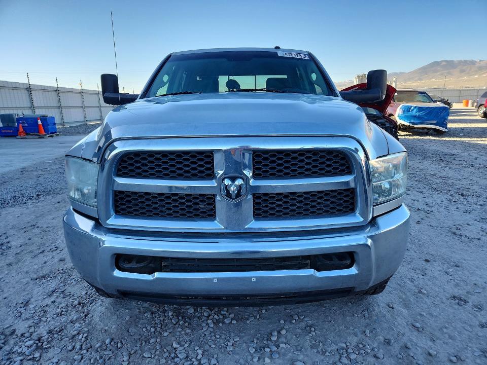 47542856 :رقم المزاد ، 3C6TR5DT5DG547505 vin ، 2013 Ram 2500 مزاد بيع