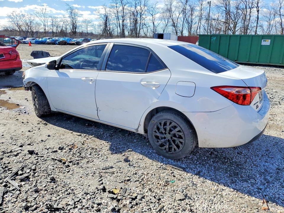 46047646 :رقم المزاد ، 5YFBURHE7JP837837 vin ، 2018 Toyota Corolla مزاد بيع