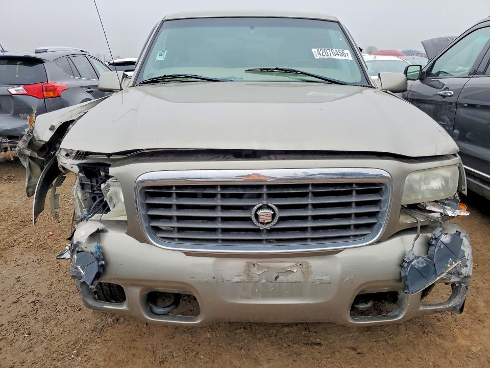 42076456 :رقم المزاد ، 1GYEK63R5YR219728 vin ، 2000 Cadillac Escalade مزاد بيع
