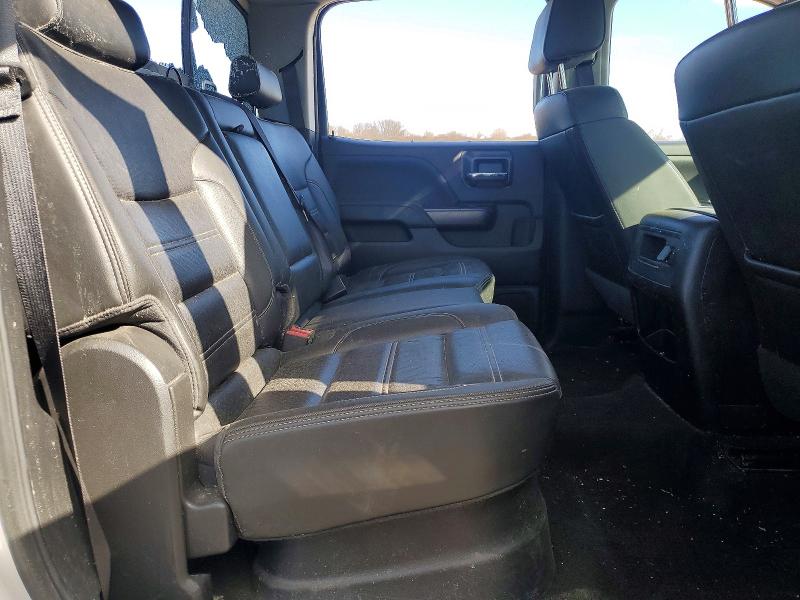 47072386 :رقم المزاد ، 1GT12UEY2JF244221 vin ، 2018 Gmc Sierra مزاد بيع