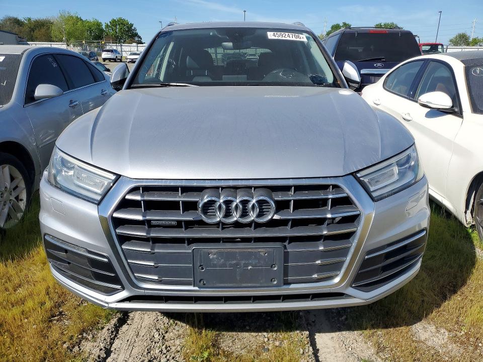 Продаж на аукціоні авто 2018 Audi Q5, vin: WA1ANAFY8J2020165, номер лоту: 45924706