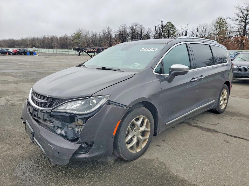 Продажа на аукционе авто 2017 Chrysler Pacifica, vin: 2C4RC1GG6HR614530, номер лота: 46950306