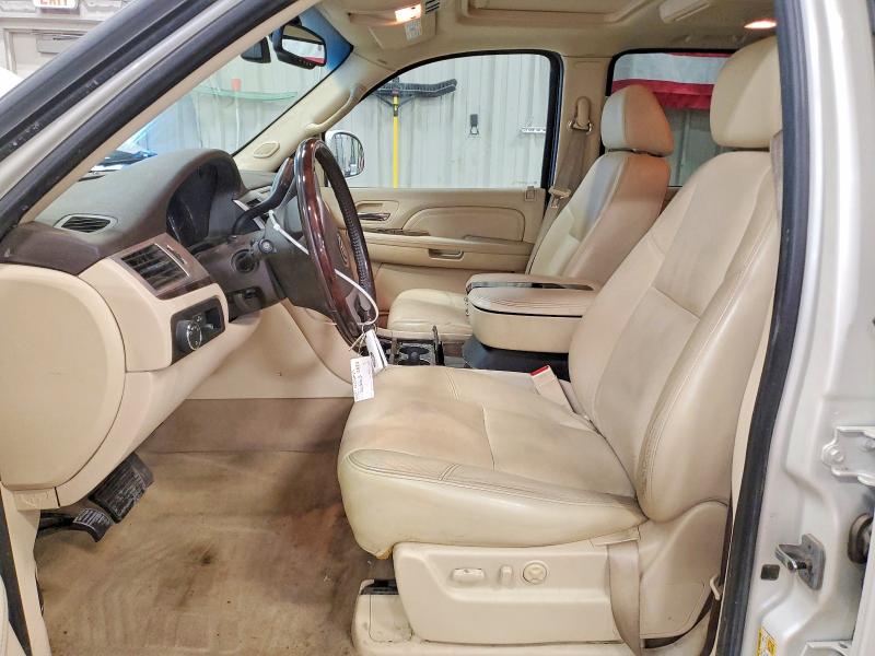 2008 Cadillac Escalade მანქანა იყიდება აუქციონზე, vin: 1GYFK63848R189472, აუქციონის ნომერი: 46405456