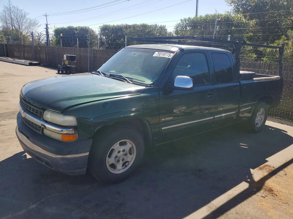 Auction sale of the 2002 Chevrolet Silverado, vin: 2GCEC19V521223630, lot number: 79319775