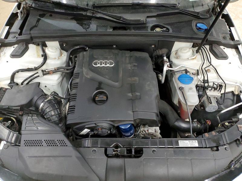 2013 Audi A4 მანქანა იყიდება აუქციონზე, vin: WAUFFAFLXDA181458, აუქციონის ნომერი: 45731836