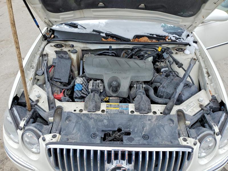 45887636 :رقم المزاد ، 2G4WD582981365628 vin ، 2008 Buick Lacrosse مزاد بيع