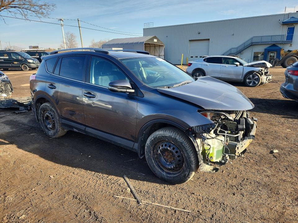 46983706 :رقم المزاد ، 2T3RFREV9JW821898 vin ، 2018 Toyota Rav4 مزاد بيع