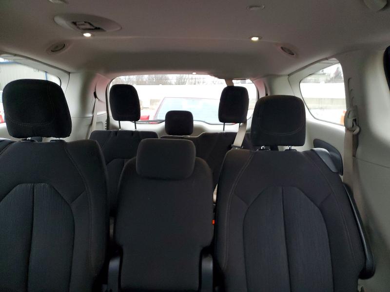 41639486 :رقم المزاد ، 2C4RC1FG0JR172318 vin ، 2018 Chrysler Pacifica مزاد بيع