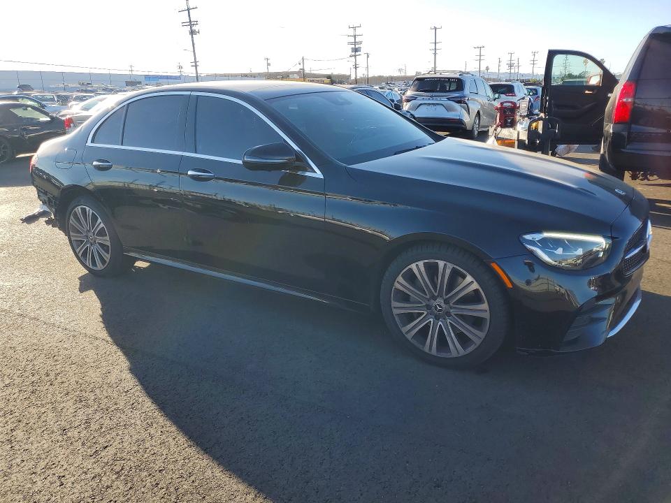 Продаж на аукціоні авто 2022 Mercedes-benz E, vin: W1KZF8DB6NB098498, номер лоту: 41811136
