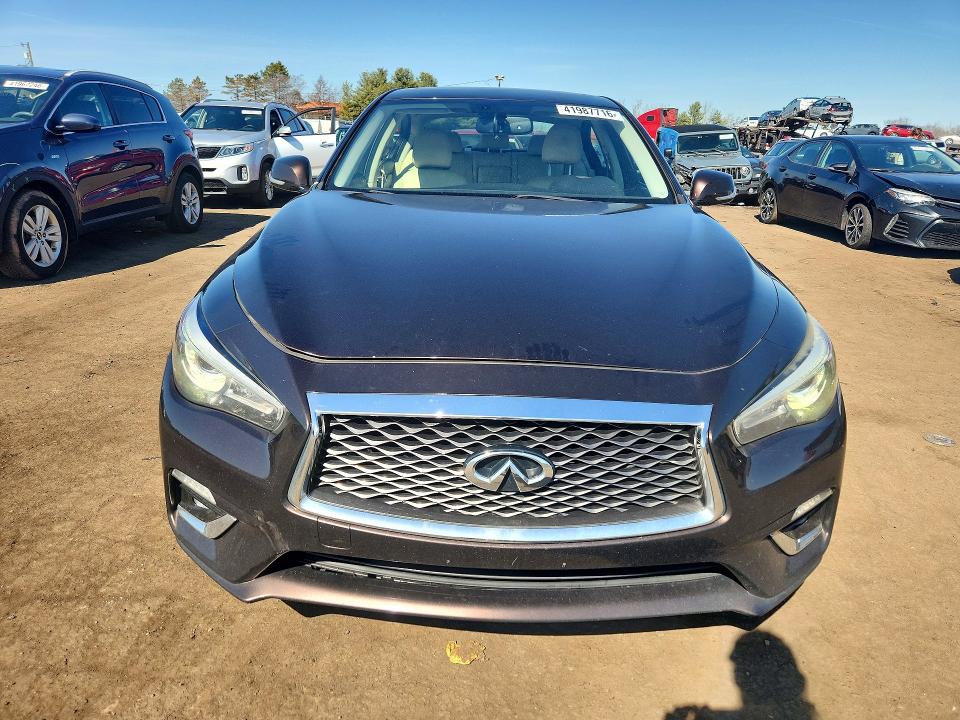 41987716 :رقم المزاد ، JN1EV7AR4JM431029 vin ، 2018 Infiniti Q50 مزاد بيع