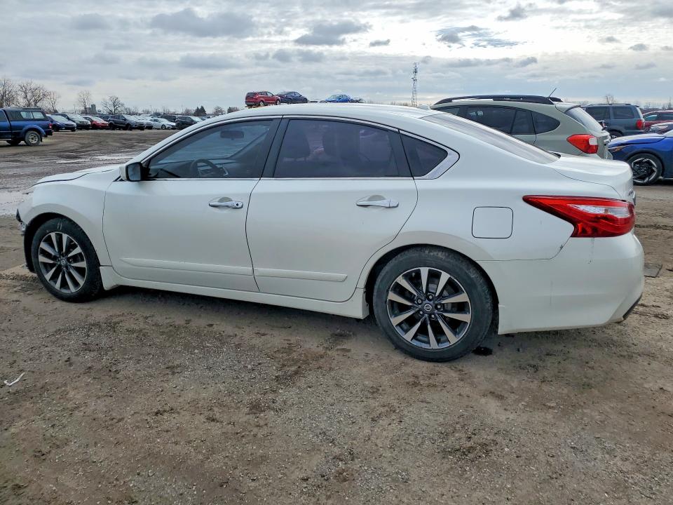 2016 Nissan Altima მანქანა იყიდება აუქციონზე, vin: 1N4AL3AP9GN350724, აუქციონის ნომერი: 46492776