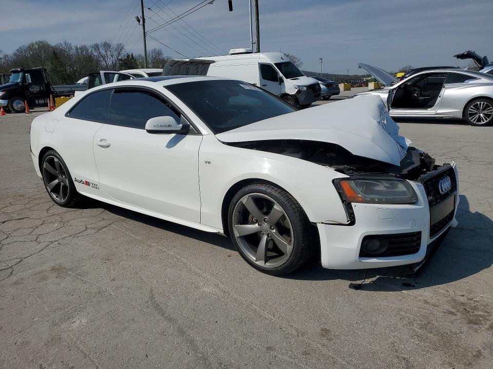 Продаж на аукціоні авто 2012 Audi S5, vin: WAUVVAFRXCA002112, номер лоту: 47367566