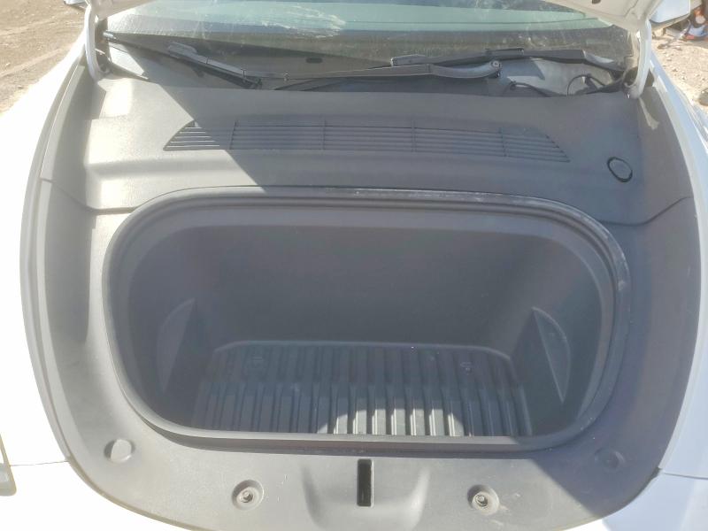 41588556 :رقم المزاد ، 7SAYGAEE2NF316438 vin ، 2022 Tesla Model Y مزاد بيع
