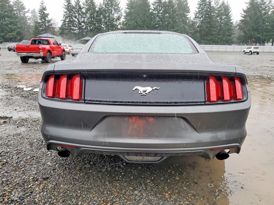 2017 Ford Mustang მანქანა იყიდება აუქციონზე, vin: 1FA6P8TH3H5323923, აუქციონის ნომერი: 45920846