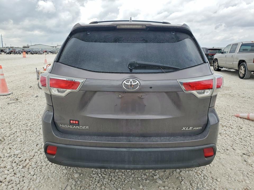 Продажа на аукционе авто 2016 Toyota Highlander, vin: 5TDJKRFH8GS266440, номер лота: 79493795