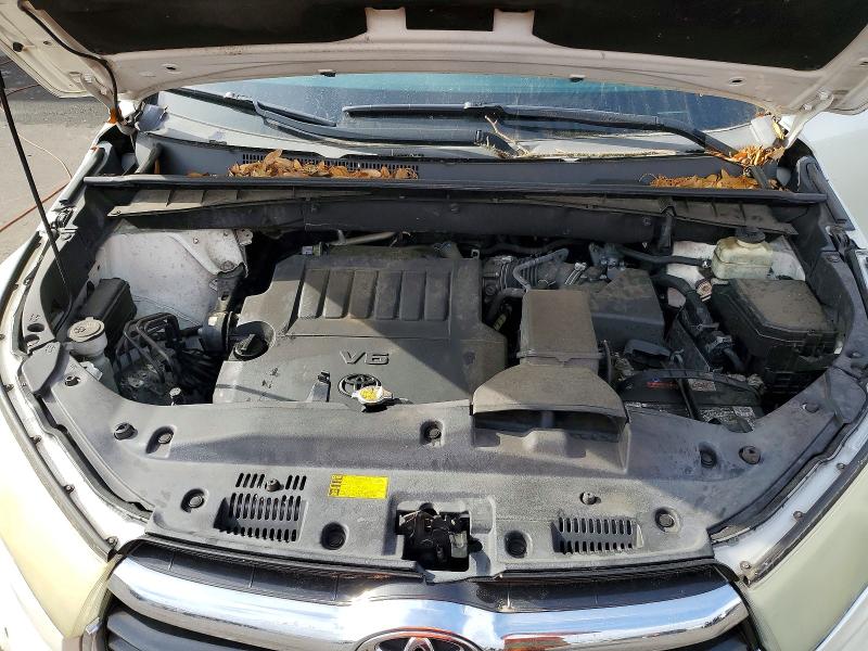79609945 :رقم المزاد ، 5TDKKRFH5FS073942 vin ، 2015 Toyota Highlander مزاد بيع