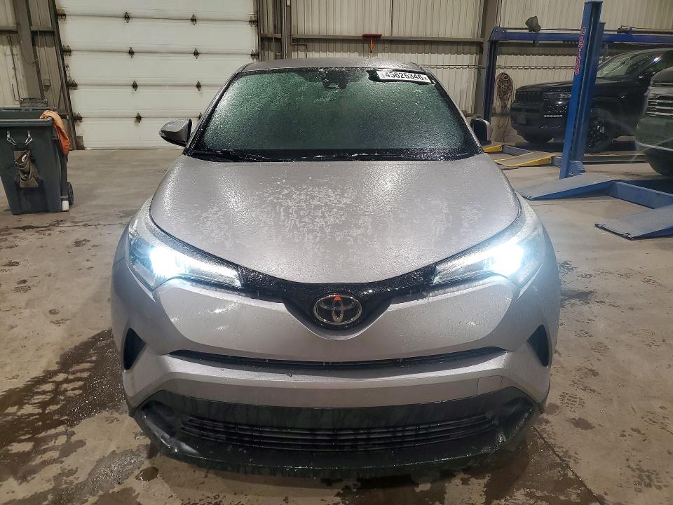 2019 Toyota C-hr მანქანა იყიდება აუქციონზე, vin: NMTKHMBX7KR081127, აუქციონის ნომერი: 45625346