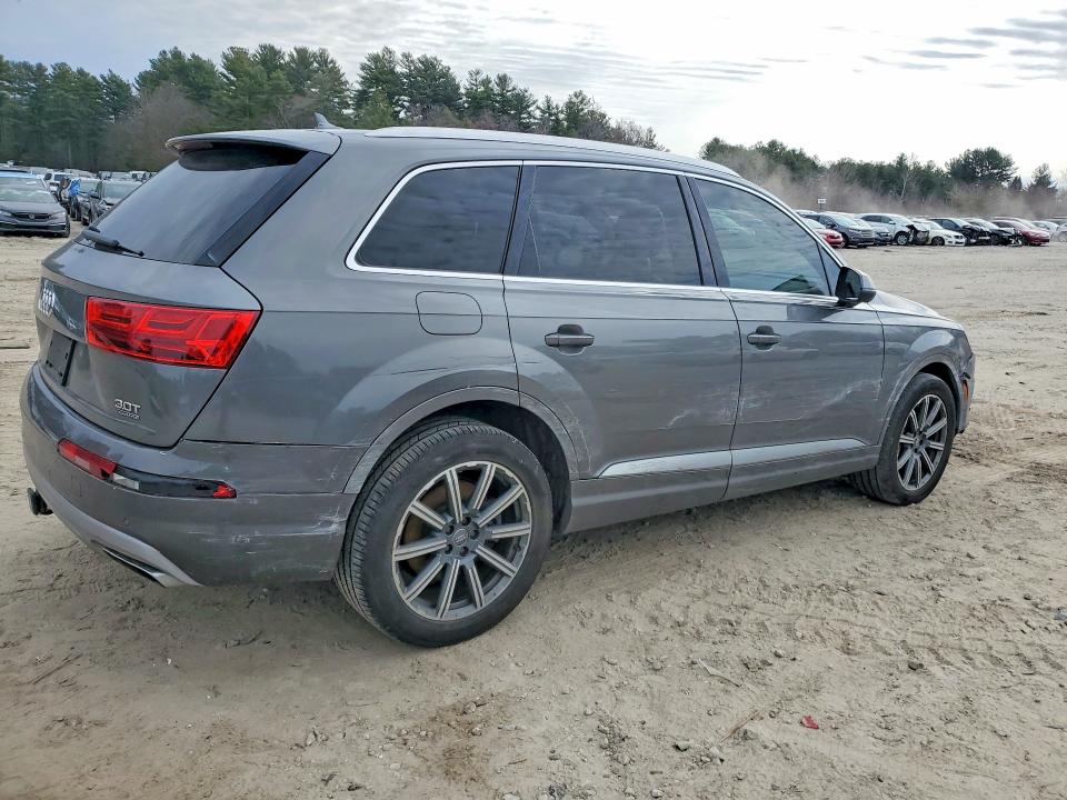 47985466 :رقم المزاد ، WA1LABF71JD007988 vin ، 2018 Audi Q7 مزاد بيع