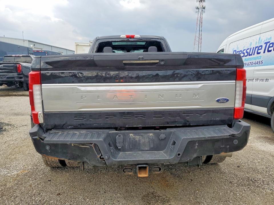 47675846 :رقم المزاد ، 1FT8W4DTXHEE94329 vin ، 2017 Ford F450 مزاد بيع