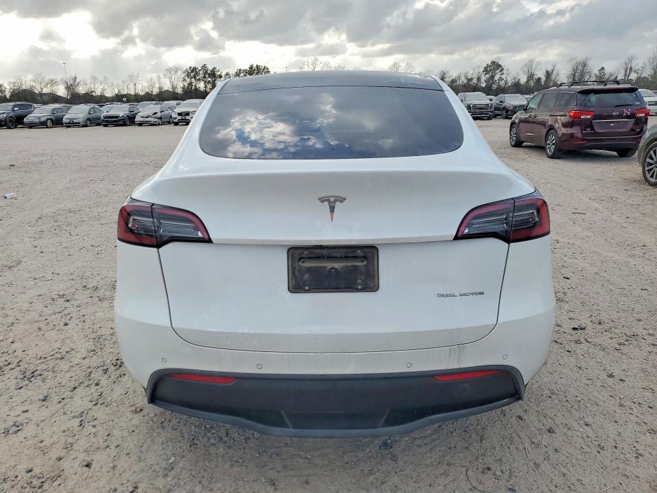 2022 Tesla Model Y მანქანა იყიდება აუქციონზე, vin: 7SAYGDEE8NA010875, აუქციონის ნომერი: 79926965