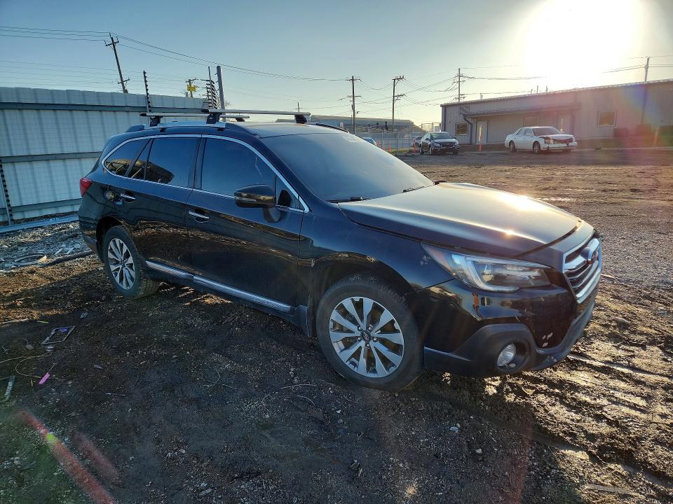 2018 Subaru Outback მანქანა იყიდება აუქციონზე, vin: 4S4BSETC7J3391231, აუქციონის ნომერი: 46382906