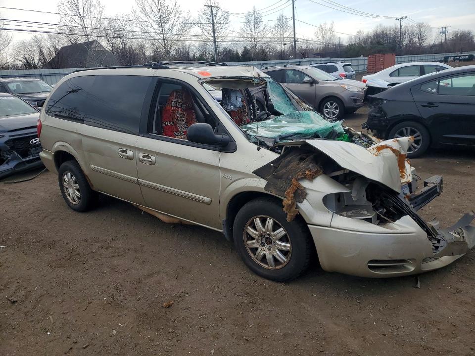 79281405 :رقم المزاد ، 2C4GP54L45R383952 vin ، 2005 Chrysler Town & Country مزاد بيع