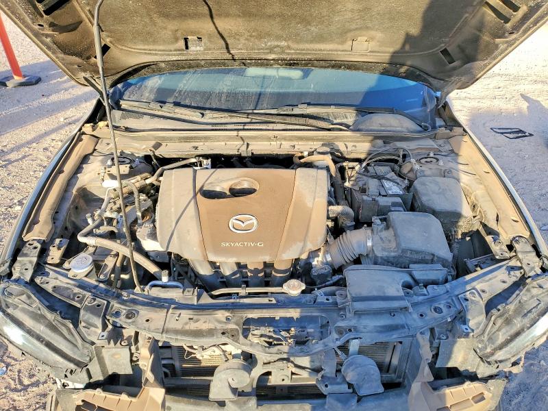 46874856 :رقم المزاد ، 3MZBPAA70NM301777 vin ، 2022 Mazda 3 مزاد بيع