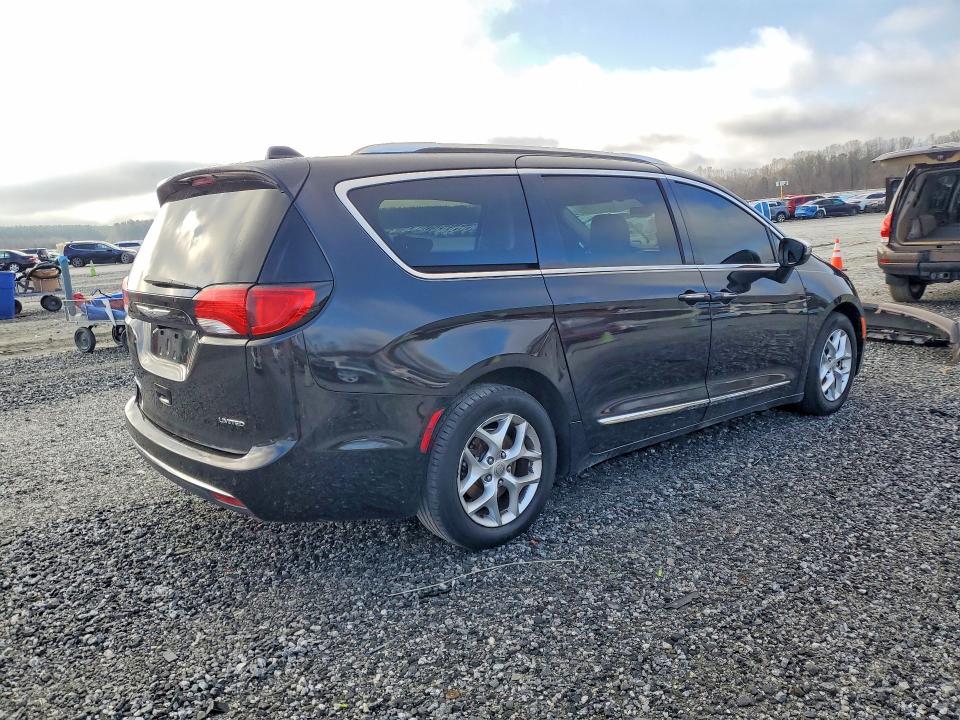 Продажа на аукционе авто 2020 Chrysler Pacifica, vin: 2C4RC1GGXLR290247, номер лота: 45463036