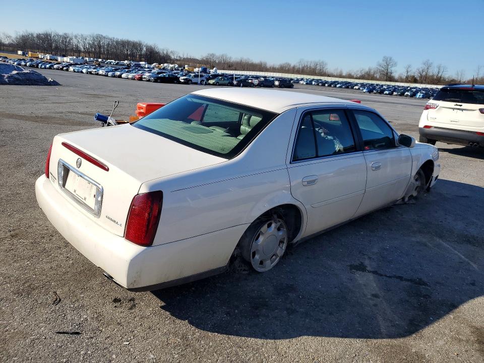 2000 Cadillac Deville მანქანა იყიდება აუქციონზე, vin: 1G6KD54Y9YU308432, აუქციონის ნომერი: 79595135
