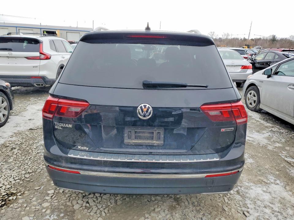 72835045 :رقم المزاد ، 3VV2B7AXXLM181795 vin ، 2020 Volkswagen Tiguan مزاد بيع
