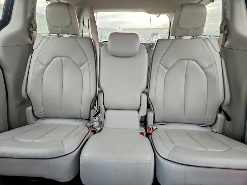 79201485 :رقم المزاد ، 2C4RC1GG2HR544640 vin ، 2017 Chrysler Pacifica مزاد بيع