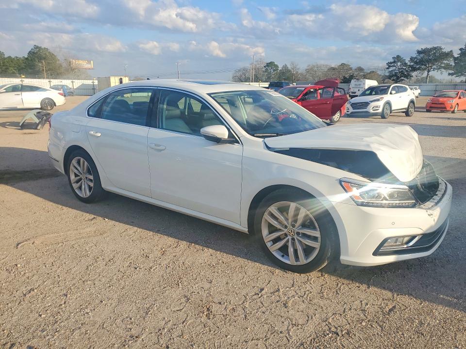 Продажа на аукционе авто 2018 Volkswagen Passat, vin: 1VWBA7A30JC030488, номер лота: 79556635