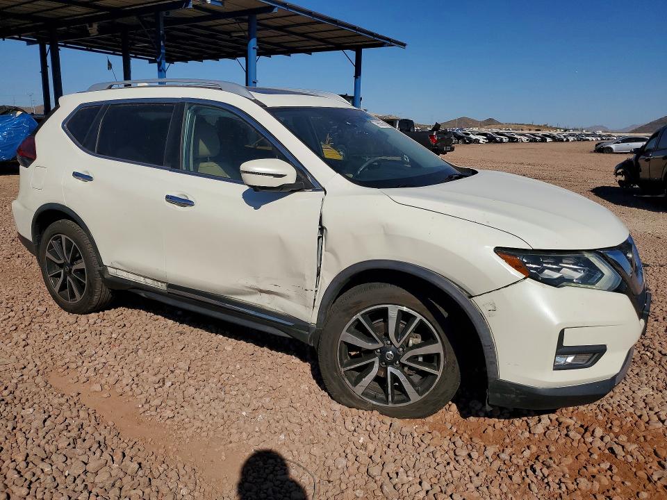 79663655 :رقم المزاد ، JN8AT2MV2JW323949 vin ، 2018 Nissan Rogue مزاد بيع