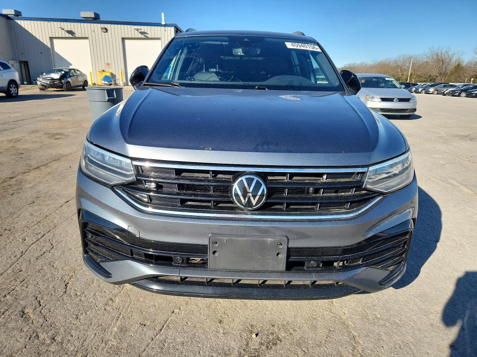 Продаж на аукціоні авто 2022 Volkswagen Tiguan, vin: 3VV8B7AX3NM046025, номер лоту: 45940156