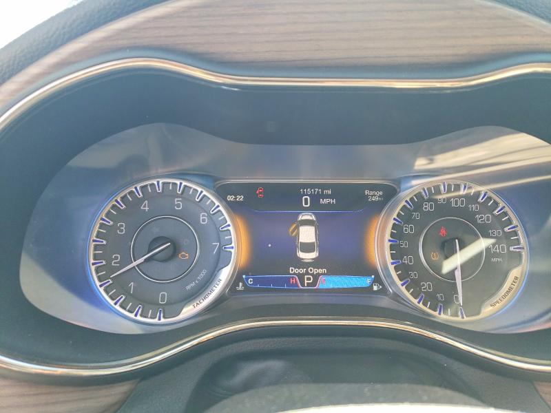 Продаж на аукціоні авто 2015 Chrysler 200, vin: 1C3CCCCB5FN531276, номер лоту: 47161206