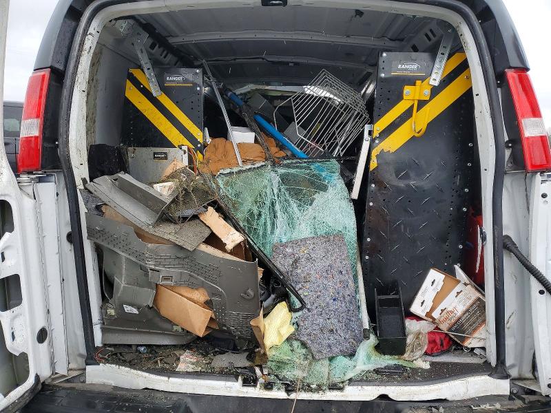 41773996 :رقم المزاد ، 1GTW7AFP7P1118082 vin ، 2023 Gmc Savana مزاد بيع