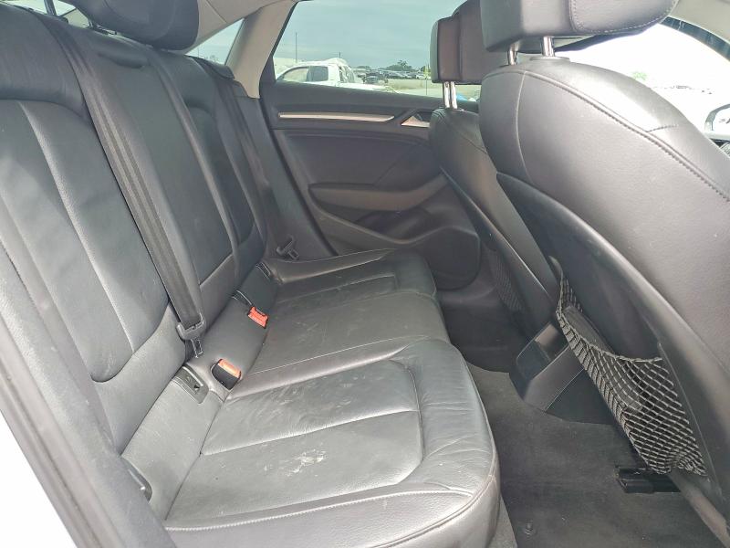 Продажа на аукционе авто 2015 Audi A3, vin: WAUBFGFF9F1012210, номер лота: 48316726