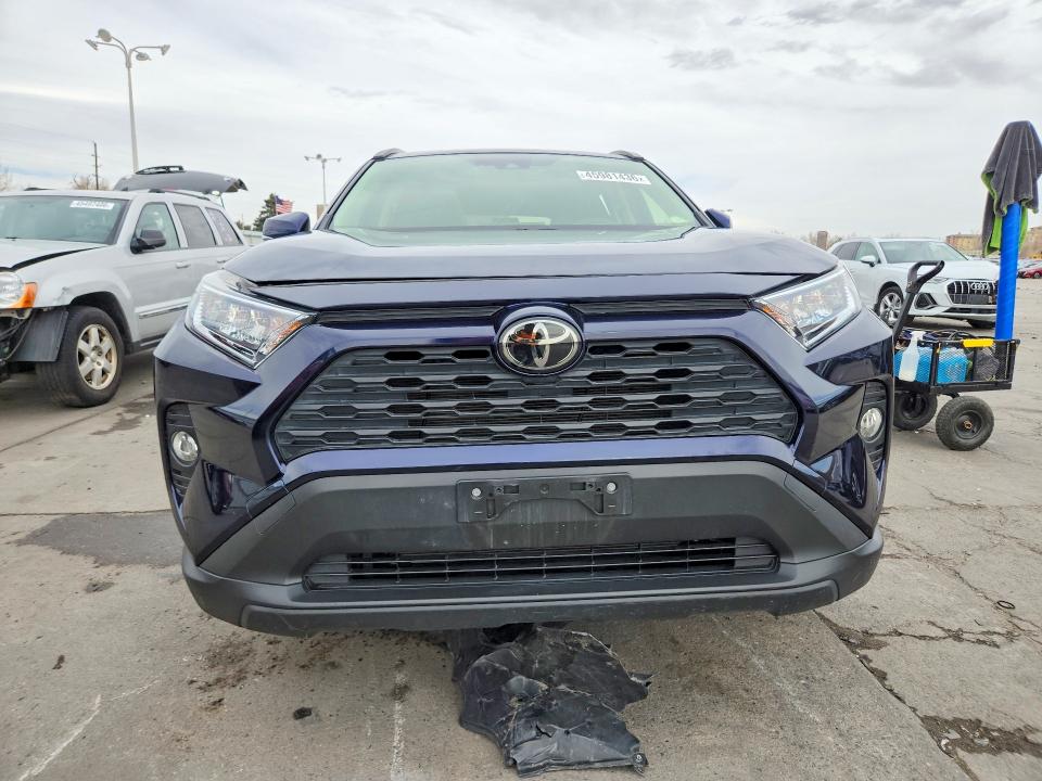 Продажа на аукционе авто 2019 Toyota Rav4, vin: JTMP1RFV7KD039313, номер лота: 45981436