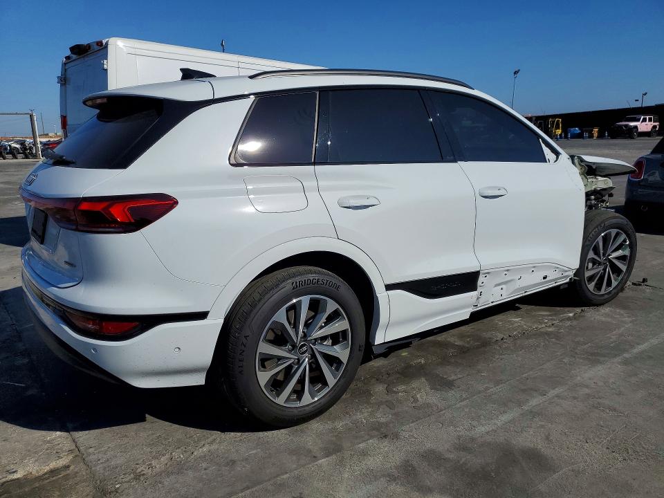 Продаж на аукціоні авто 2025 Audi Q6 E-tron, vin: WA114BGF0SA041525, номер лоту: 47393716