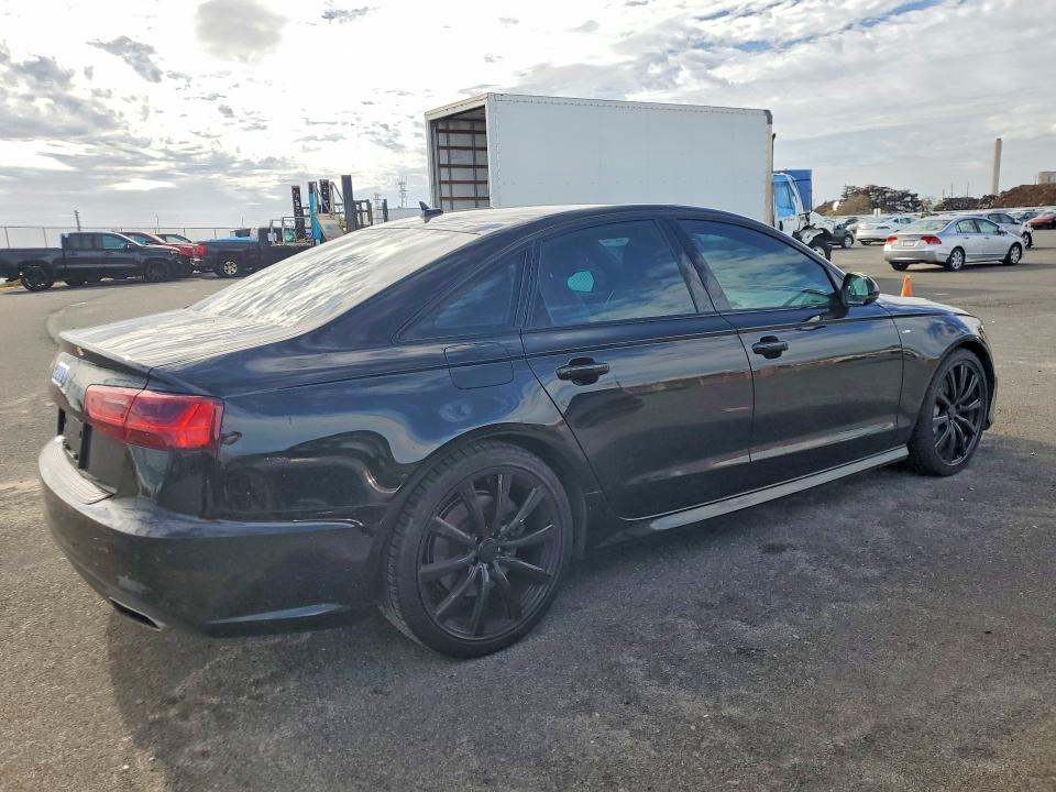 Продажа на аукционе авто 2018 Audi A6, vin: WAUC8AFC2JN062417, номер лота: 77794295