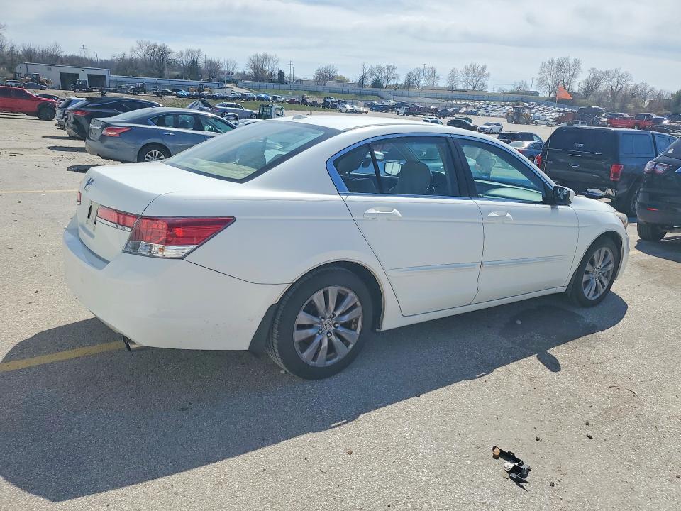 2012 Honda Accord მანქანა იყიდება აუქციონზე, vin: 1HGCP2F8XCA118171, აუქციონის ნომერი: 47027356