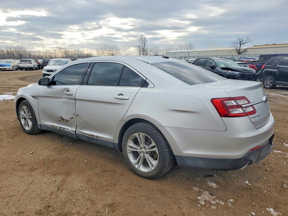 2018 Ford Taurus მანქანა იყიდება აუქციონზე, vin: 1FAHP2D89JG129797, აუქციონის ნომერი: 46566176