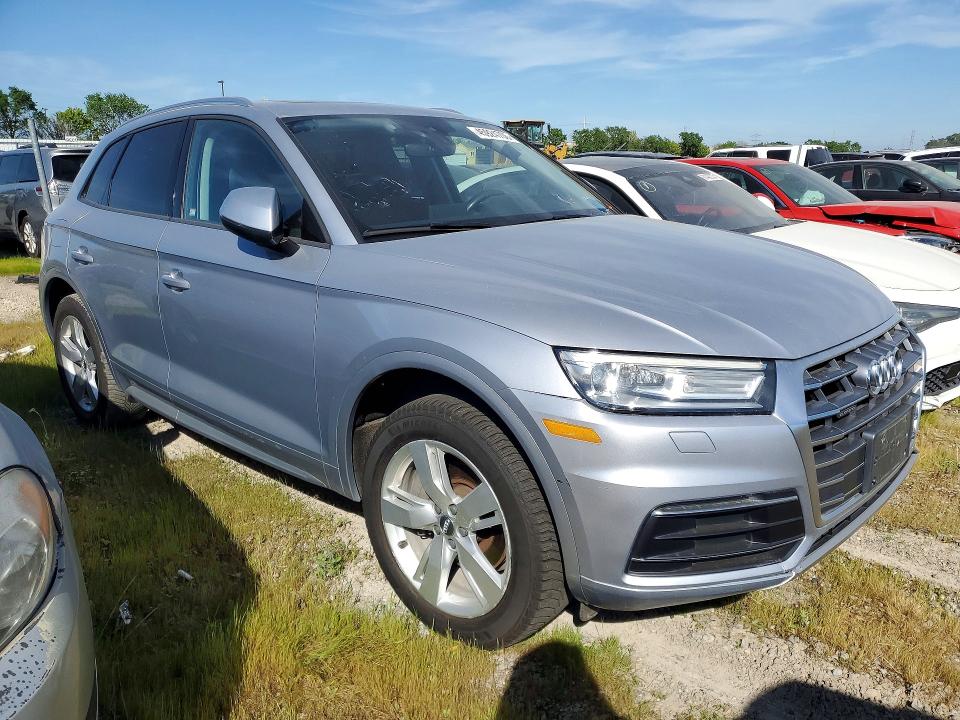 Продаж на аукціоні авто 2018 Audi Q5, vin: WA1ANAFY8J2020165, номер лоту: 45924706