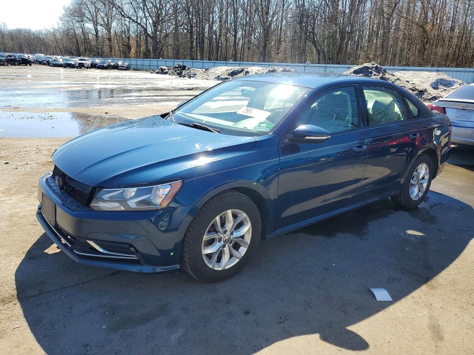 2018 Volkswagen Passat მანქანა იყიდება აუქციონზე, vin: 1VWAA7A37JC016616, აუქციონის ნომერი: 79873175