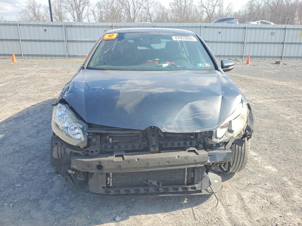 47953666 :رقم المزاد ، WVWGD7AJ1BW323010 vin ، 2011 Volkswagen Gti مزاد بيع